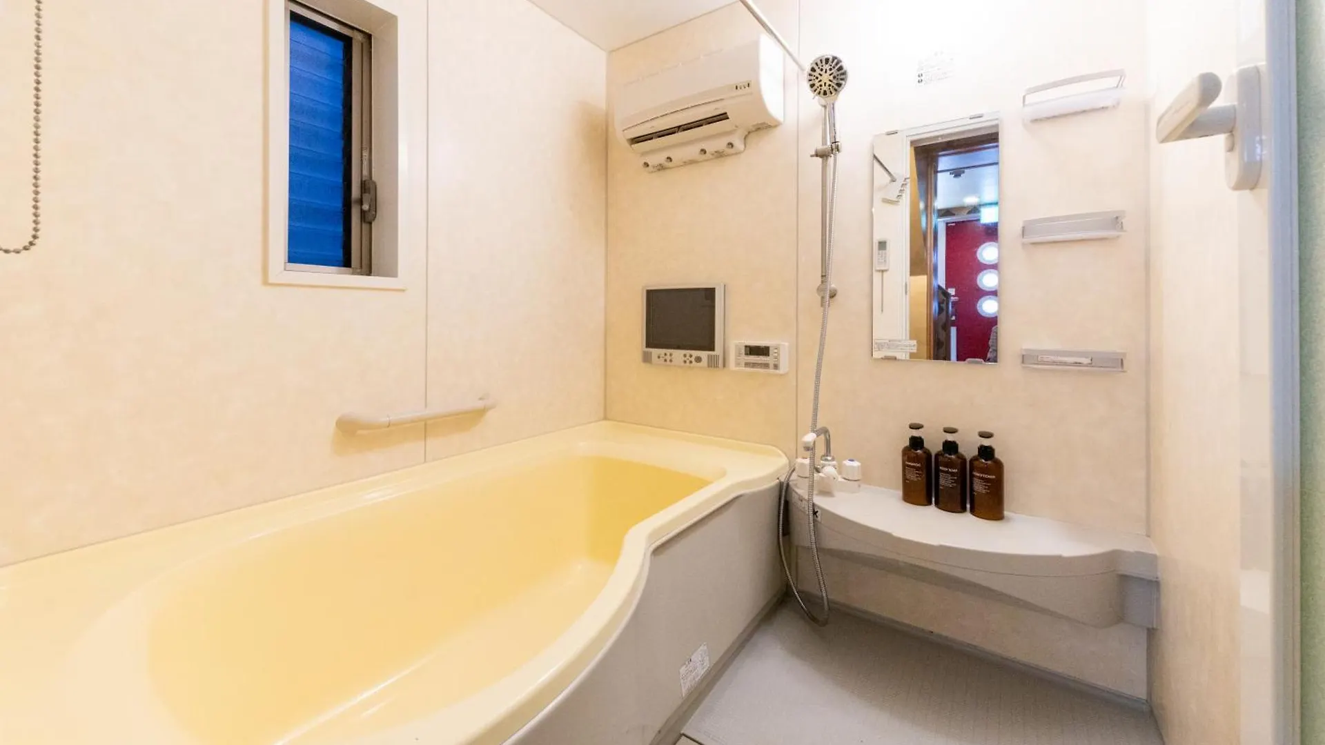 Open May 2024/Universal Studios/Gourmet Town/4Br Osaka Lägenhet